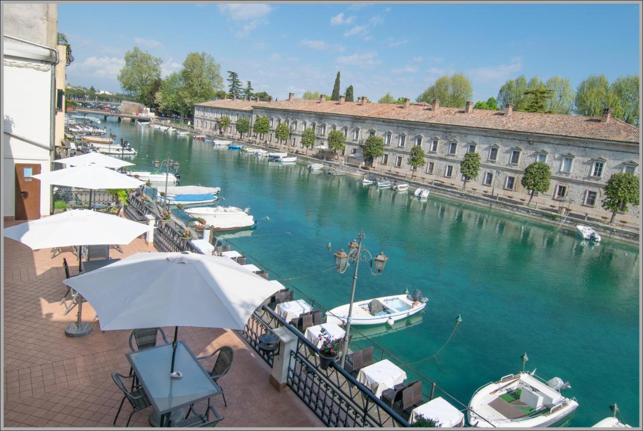 Fiori Sull'Acqua Apartments Peschiera del Garda Bagian luar foto